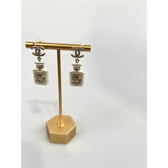 NIB CHANEL 22S CC NO.5 PERFUME BOTTLE DROP EARRINGS - Picture 9 of 15